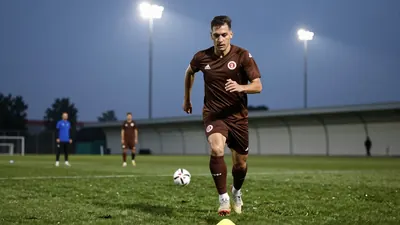 FC St. Pauli-Profi Louis Oppie sprach über die ungewohnte Saisonpause, seine Erholung und den Fokus auf präzisere Flanken...