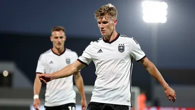 Der FC St. Pauli startet mit einem Blitz in die neue Saison