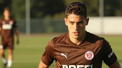 Der FC St. Pauli verfügt über einen jungen, international geprägten Kader mit 23 ausländischen Spielern und neun...