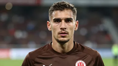 Der FC St. Pauli steht am Deadline Day 2026 im Fokus der Lübecker Nachrichten, die über die letzten Transfers der...